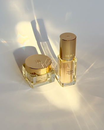 HERA | Лифтинг сыворотка в подарочном наборе Signia Core Lifting Serum
