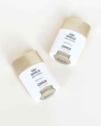 Dayshield Water Sun Stick O HUI - увлажняющие солнцезащитные стики