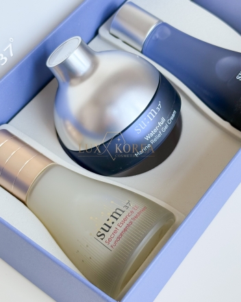 Water-Full Best Traveler's Special Set SU:M37 - увлажняющий набор для путешествий