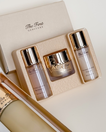 The First Geniture 3 pcs Special Set O HUI - антивозрастной набор 